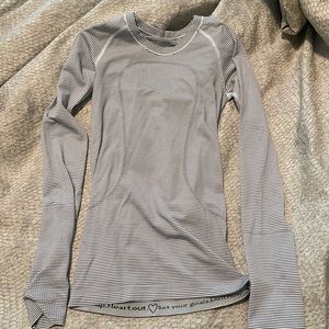 Lululemon long sleeved top